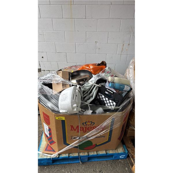 PALLET OF ASSTD. HOME ITEMS INCL.: RICE COOKER, WATER BOTTLES, FRYING PANS, DISH DRYING RACK &