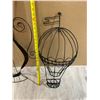 Image 5 : Lot Of 2 Decorative Metal Wall Pieces