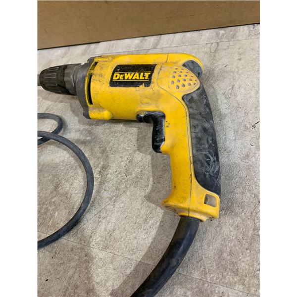 DEWALT DW272 6.3-Amp 4,000 RPM Variable Speed Reversible Drywall Screwdriver