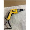 Image 2 : DEWALT DW272 6.3-Amp 4,000 RPM Variable Speed Reversible Drywall Screwdriver