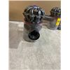 Image 3 : Lot Of 2 Dyson Vacuums