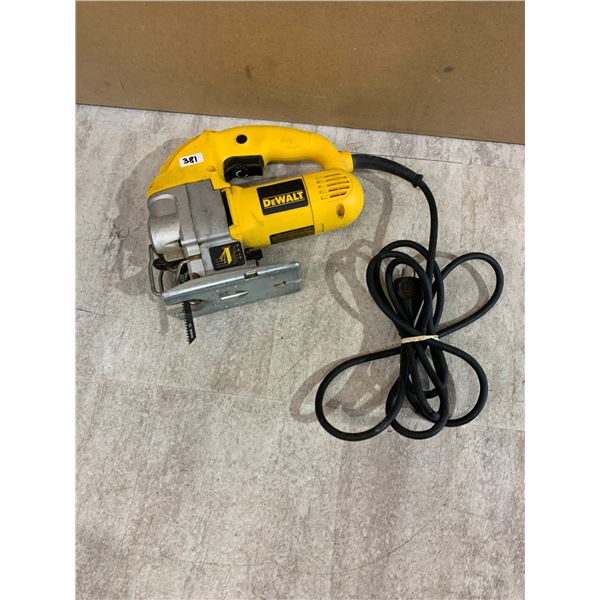 DeWalt 5.5 Amp Corded Top Handle Variable Switch Orbital Jigsaw