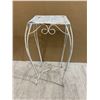 Image 4 : Garden Plant Stand