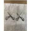 Image 4 : Lot Of 2 Pairs Of Scissors