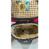 Image 4 : 2 Guess Wicker Purses