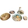 Image 1 : 3 Decorative Collector Plates and 2 Cosmos Porcelain Figures