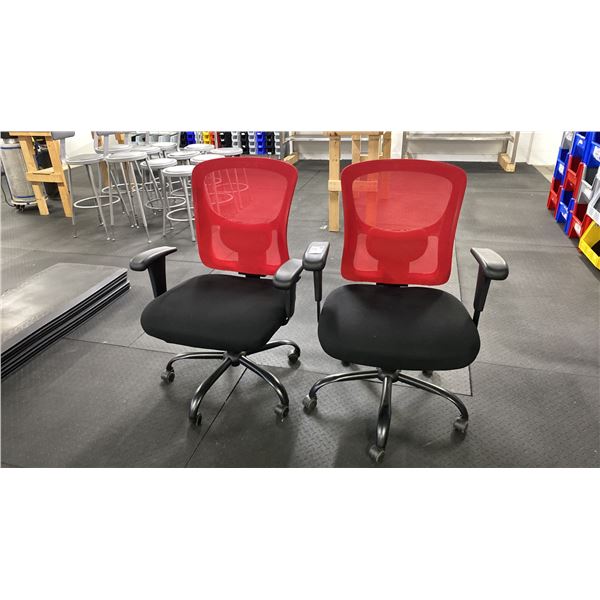 PAIR OF BLACK/RED ADJUSTABLE MOBILE OFFICE CHAIRS