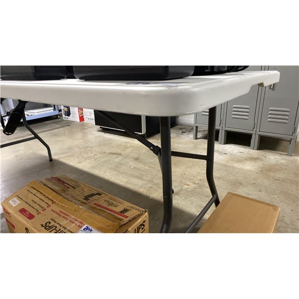 GROUP OF 3 ASSORTED PLASTIC FOLDING TABLES