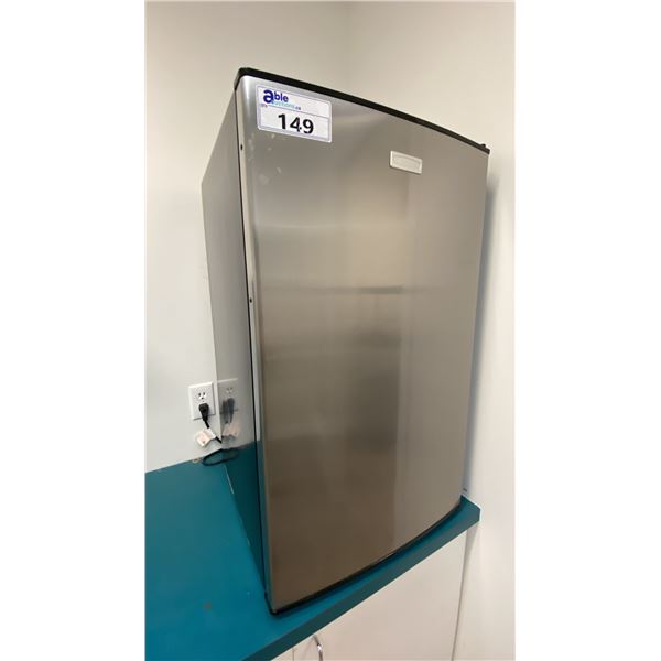 CUISINART STAINLESS STEEL MINI FRIDGE