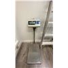 Image 2 : BLACK METAL SHELF, LADDER, STEP STOOL, ULINE SCALE, BOLT CUTTERS, SWIFFERS, BROOMS, CATEGORY 5E
