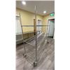 Image 2 : ULINE ADJUSTABLE MOBILE METRO STYLE SHELVING UNIT APPROX 72"L X 24"D X 69"H