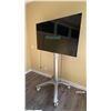 Image 1 : HISENSE 55" TV ON MOBILE STAND