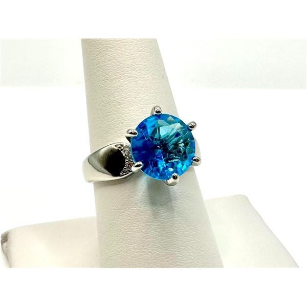 Beautiful White Gold Plate 3.5 Ct Swiss Blue Topaz Ring