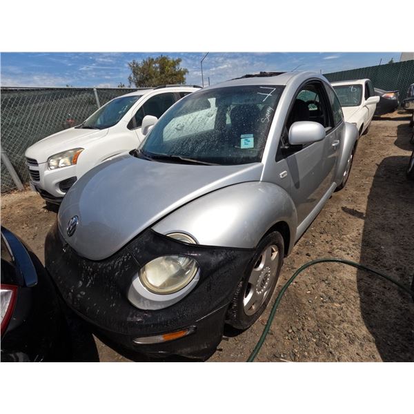 VOLKS BEETLE 2000 T-DONATION