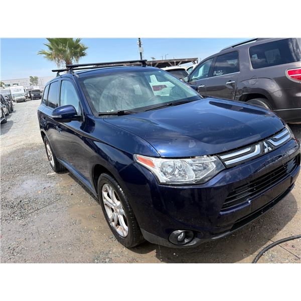 MITSU OUTLANDER 2014 T