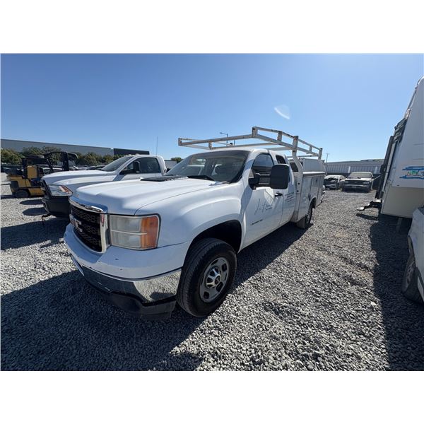 GMC SIERRA 2011 T