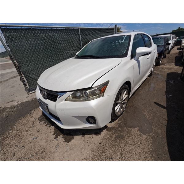 LEXUS CT 200H 2011 T-DONATION