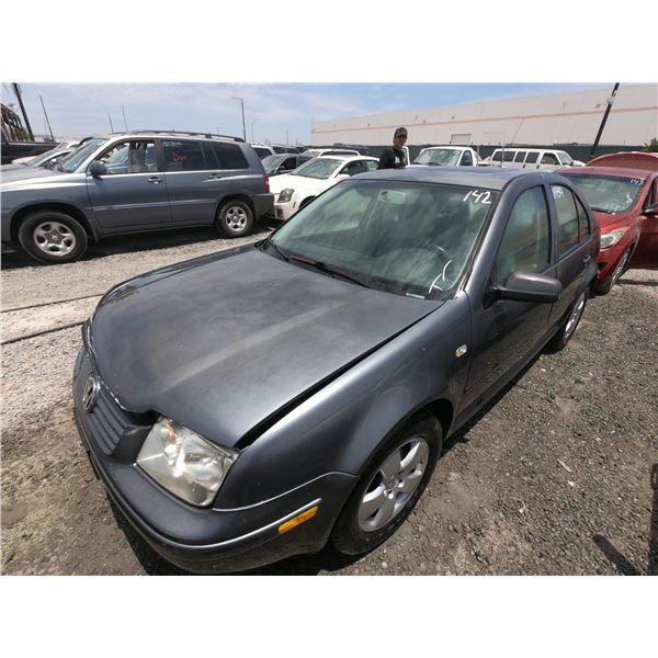 VOLKS JETTA 2003 T-DONATION