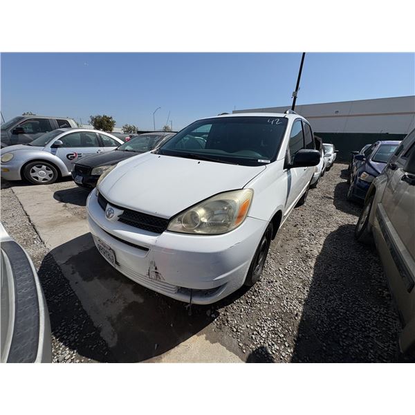 TOYOTA SIENNA 2005 SALV/T