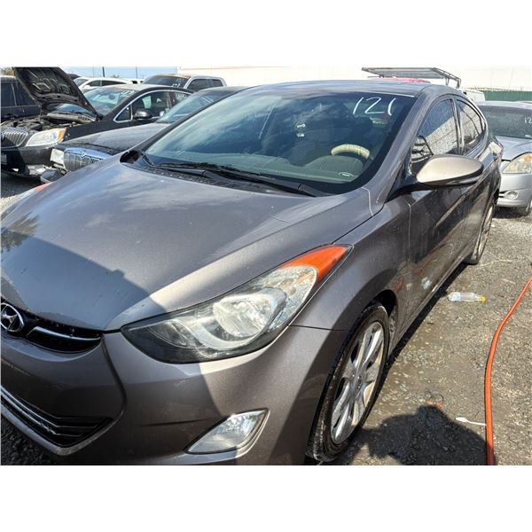 HYUNDAI ELANTRA 2012 O/S-TITLE