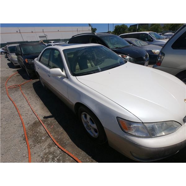 LEXUS ES 300 1997 ADT-DONATION