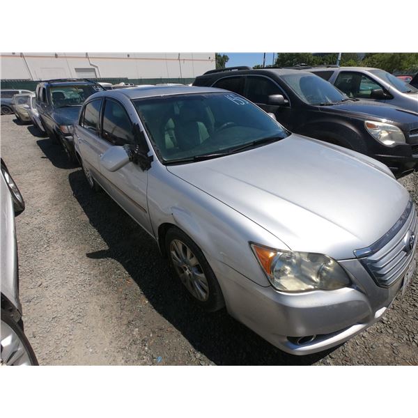 TOYOTA AVALON 2010 O/S T-DONATION