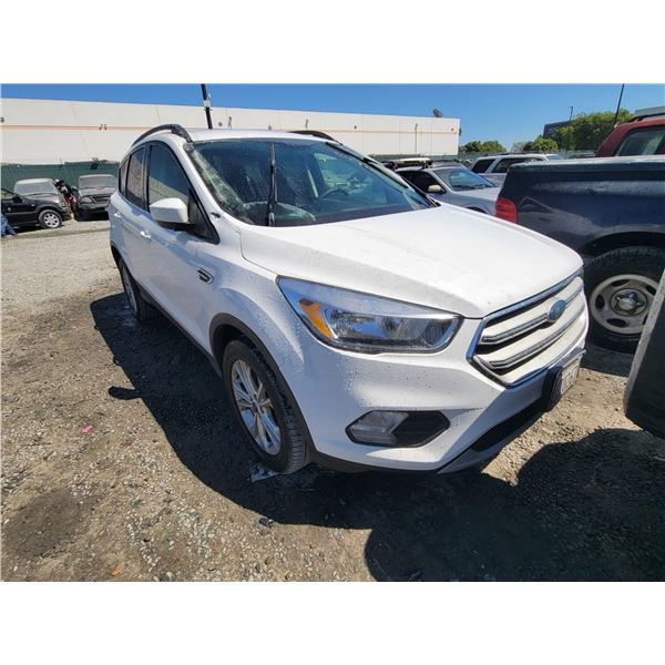 FORD ESCAPE 2018 T-DONATION