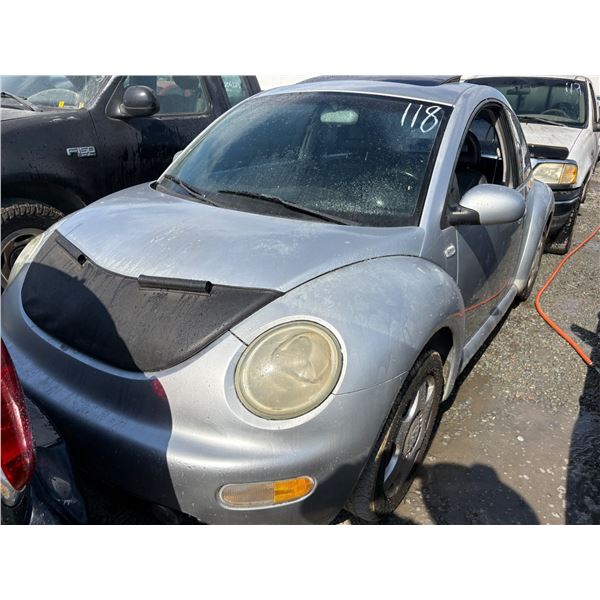 VOLKS BEETLE 2001 T