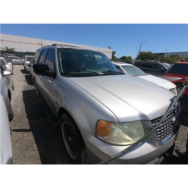 FORD EXPEDITION 2004 T-DONATION
