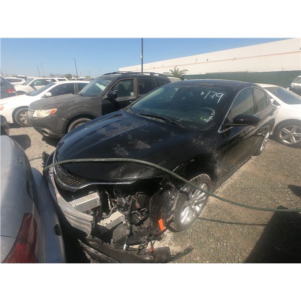 CHRYSLER 200 2015 SALV T/DONATION