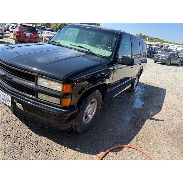 CHEVY TAHOE 2000 ADT-DONATION
