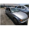 Image 2 : BMW 325I 2004 O/S T-DONATION