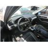 Image 3 : BMW 325I 2004 O/S T-DONATION