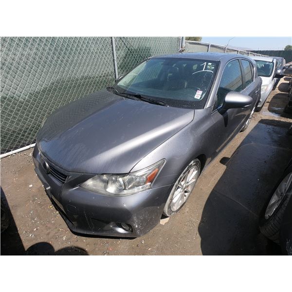 LEXUS CT 200H 2012 OS/T SALV-DON