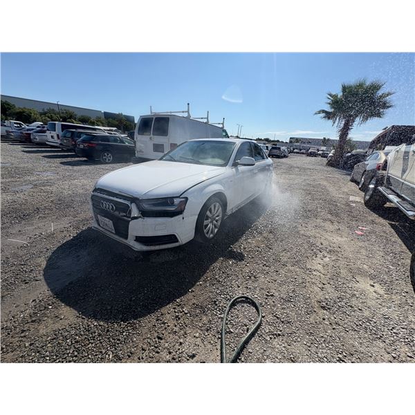 AUDI A4 2015 L/S