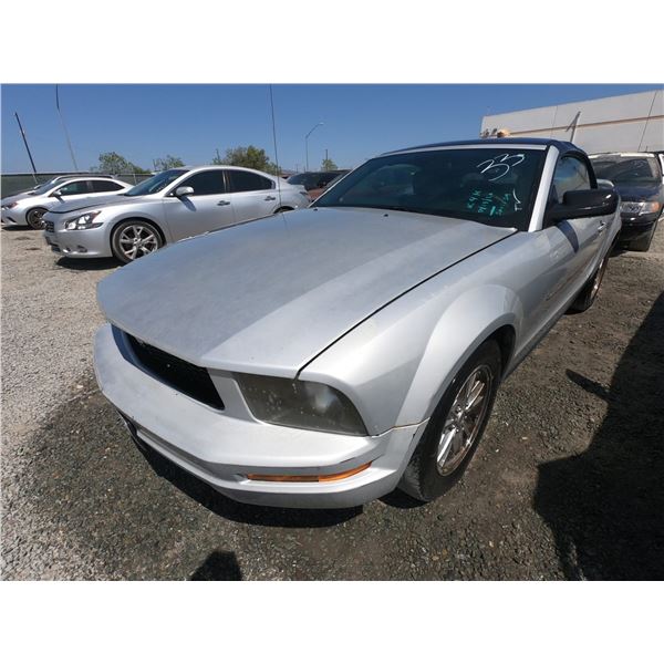 FORD MUSTANG 2006 T-DONATION