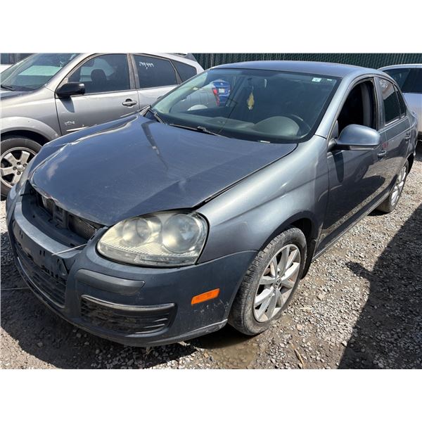 VOLKS JETTA 2010 SALV/T