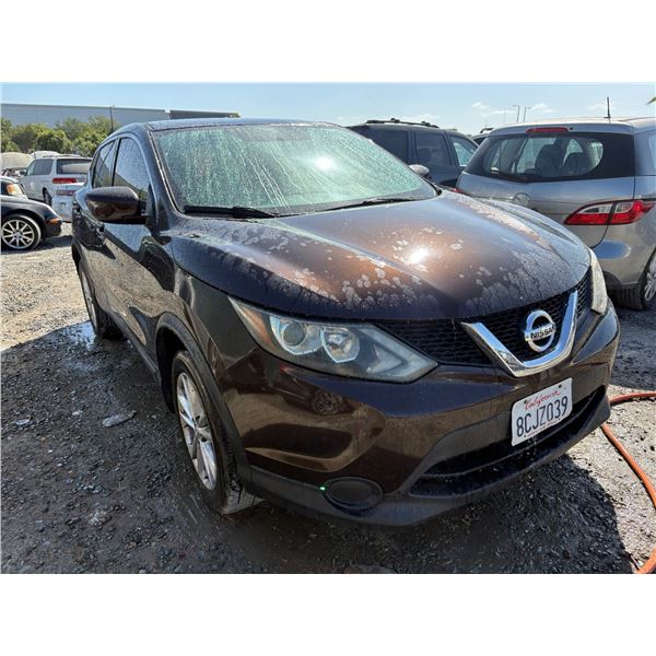 NISSAN ROGUE SPORT 2017 SALV/T