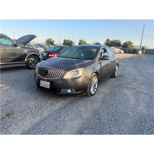 BUICK VERANO 2012 T
