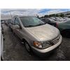Image 1 : TOYOTA SIENNA 2002 T-DONATION
