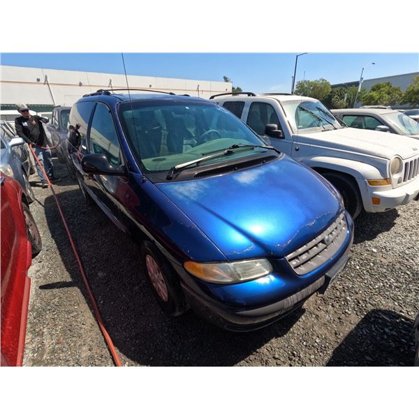 PLYMOUTH VOYAGER 2000 T-DONATION