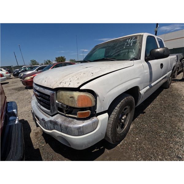 GMC SIERRA 2003 T-DONATION