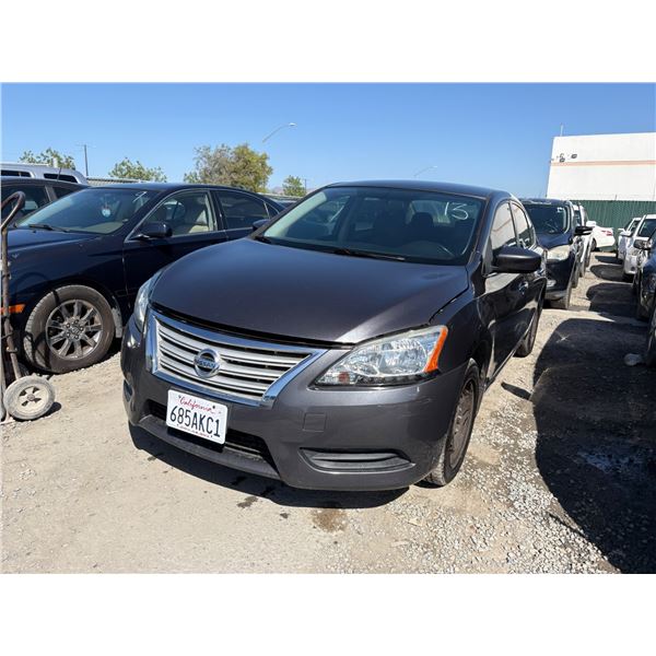 NISSAN SENTRA 2015 SALV/T