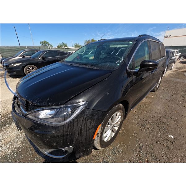 CHRYSLER PACIFICA 2017 T-DONATION