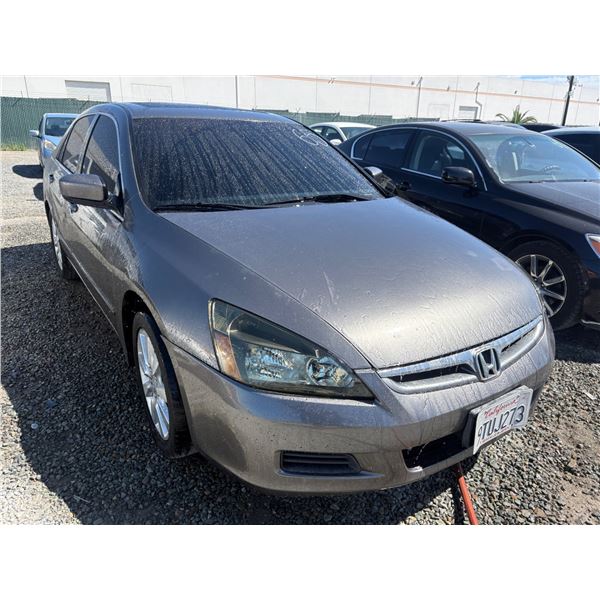 HONDA ACCORD 2006 SALV/T-2DAYS