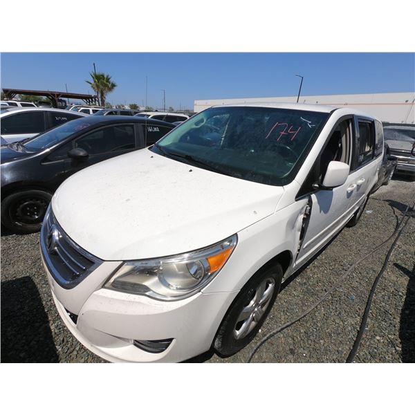 VOLKS ROUTAN 2009 T-DONATION