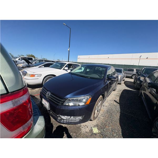 VOLKS PASSAT 2015 ADT