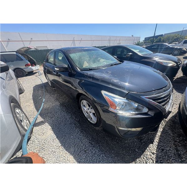 NISSAN ALTIMA 2013 SALV/T
