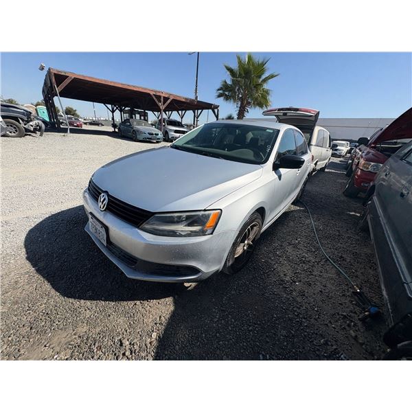 VOLKS JETTA 2013 T