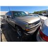 Image 2 : CHEVY SUBURBAN 2002 T-DONATION